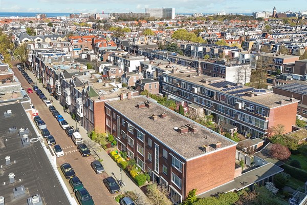 Medium property photo - Van Weede Van Dijkveldstraat 13B, 2582 KP Den Haag